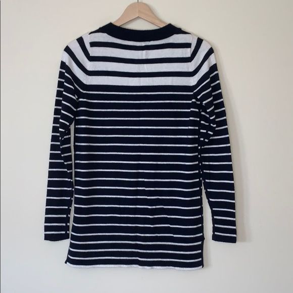 LOFT Sweater - Picture 2 of 6